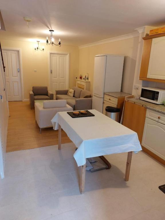 Single Room Only For One Adult Southall Eksteriør bilde