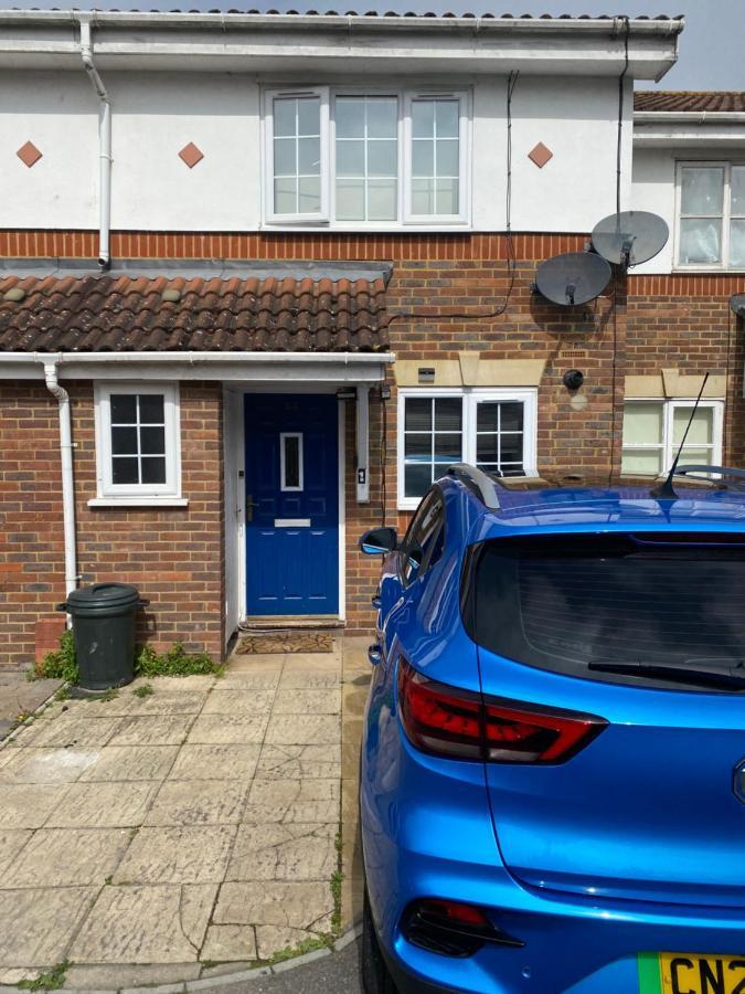 Single Room Only For One Adult Southall Eksteriør bilde